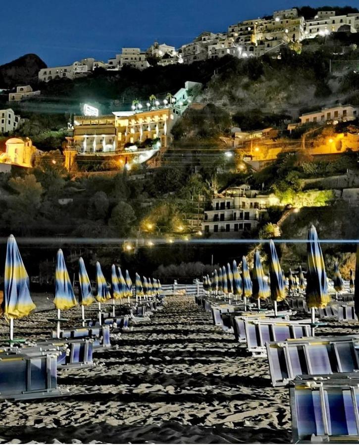 Aretusa Resort Amalfi Coast Vietri Exterior foto